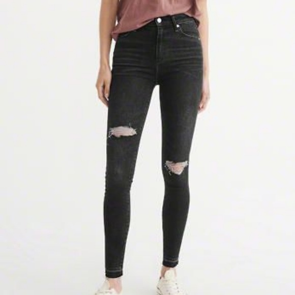 Abercrombie & Fitch Denim - NWT Abercrombie "Simone" High Rise Ripped Skinny